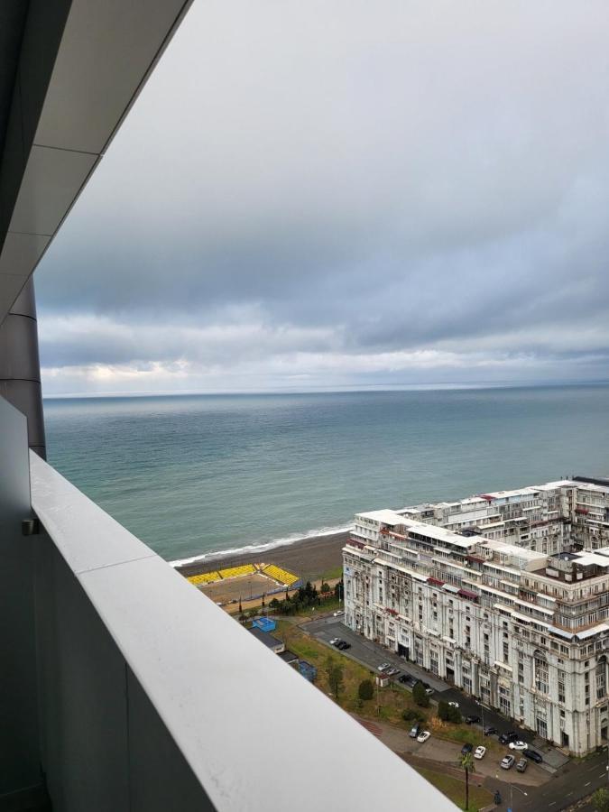 Apartment 16,26,27 Floors In Alliance Palace Батуми Экстерьер фото