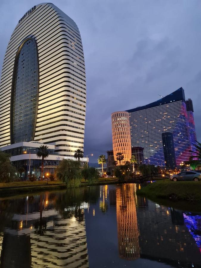 Apartment 16,26,27 Floors In Alliance Palace Батуми Экстерьер фото