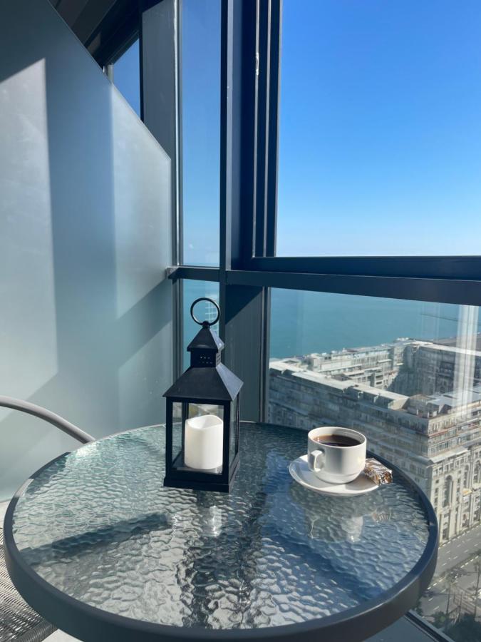 Apartment 16,26,27 Floors In Alliance Palace Батуми Экстерьер фото